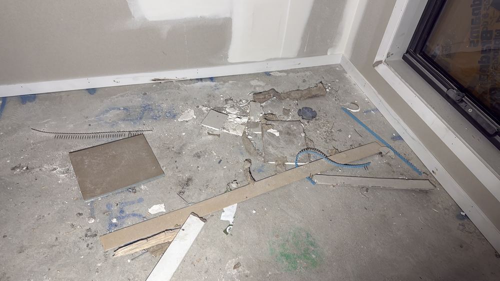 Sanding dust still to be removed before painting, or the finish will be rough, Wollert